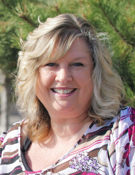 Photo of Laurie Randall